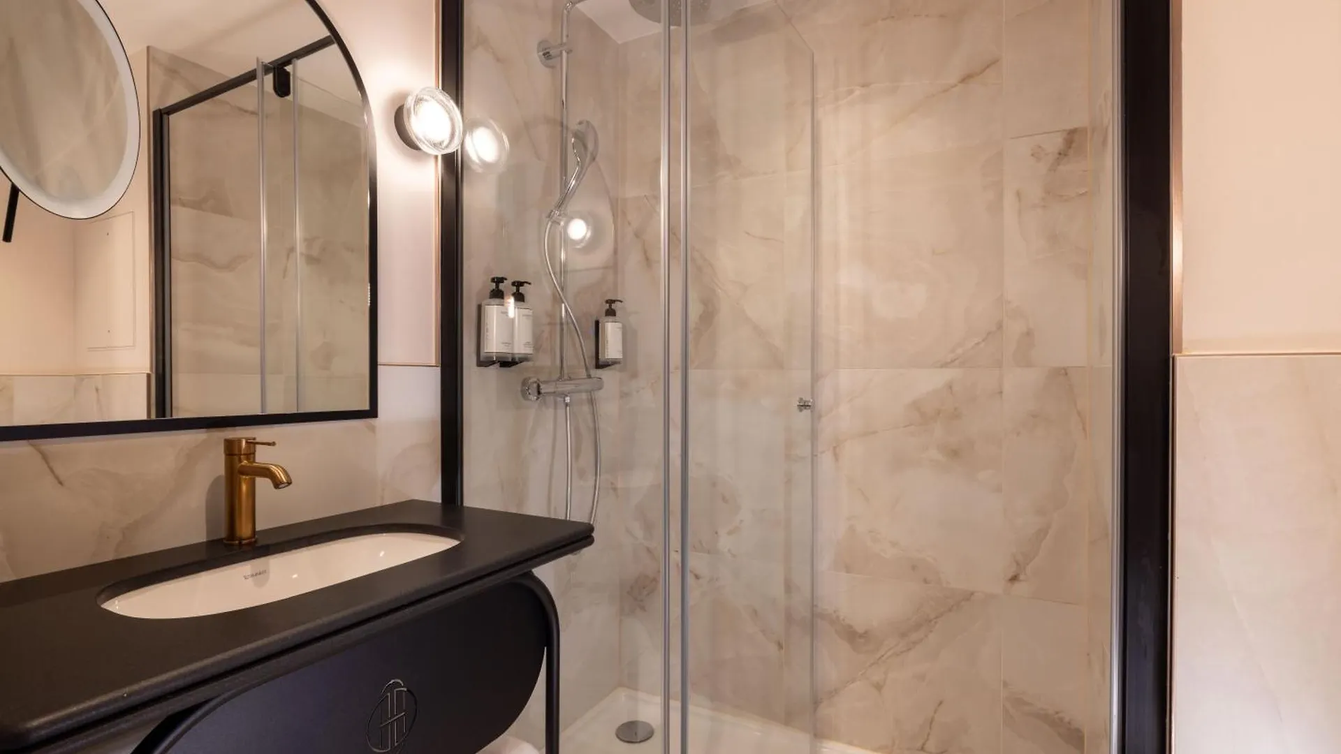Maison Hamelin - Handwritten Collection 4*