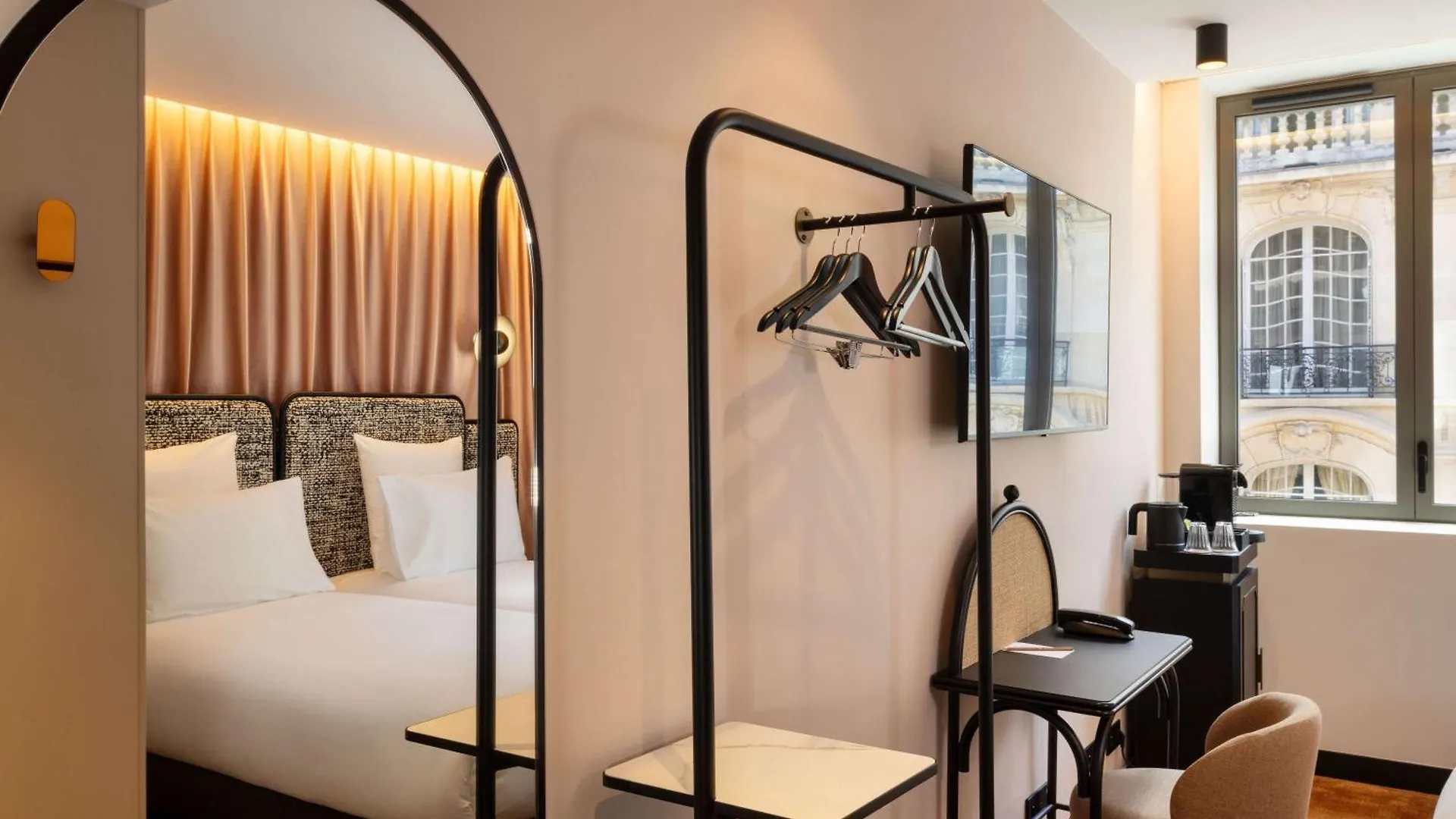 Hotel Maison Hamelin - Handwritten Collection
