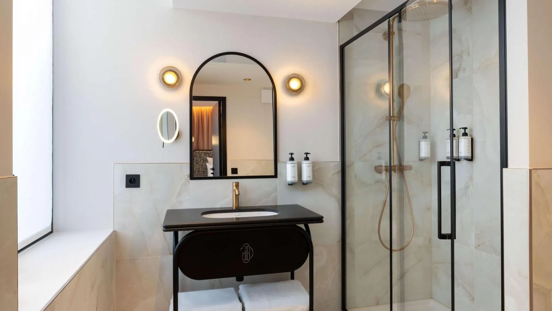 Maison Hamelin - Handwritten Collection 4* Paris